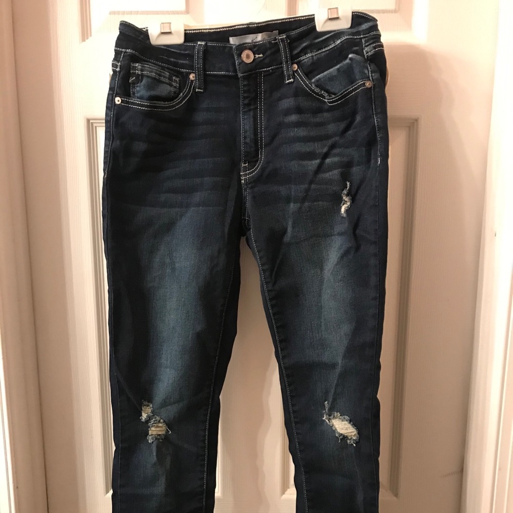 KanCan distressed jeans with distressed hem